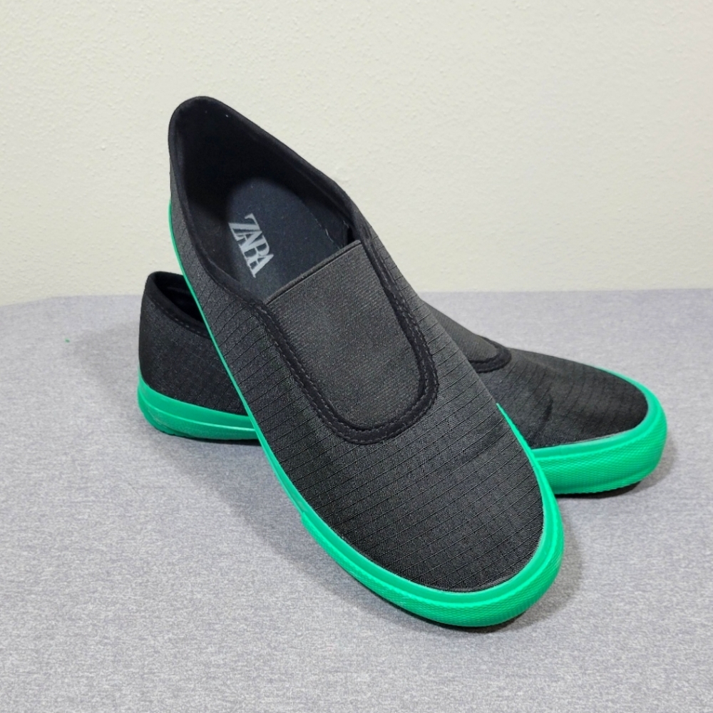 Zara original vans black and green size 40